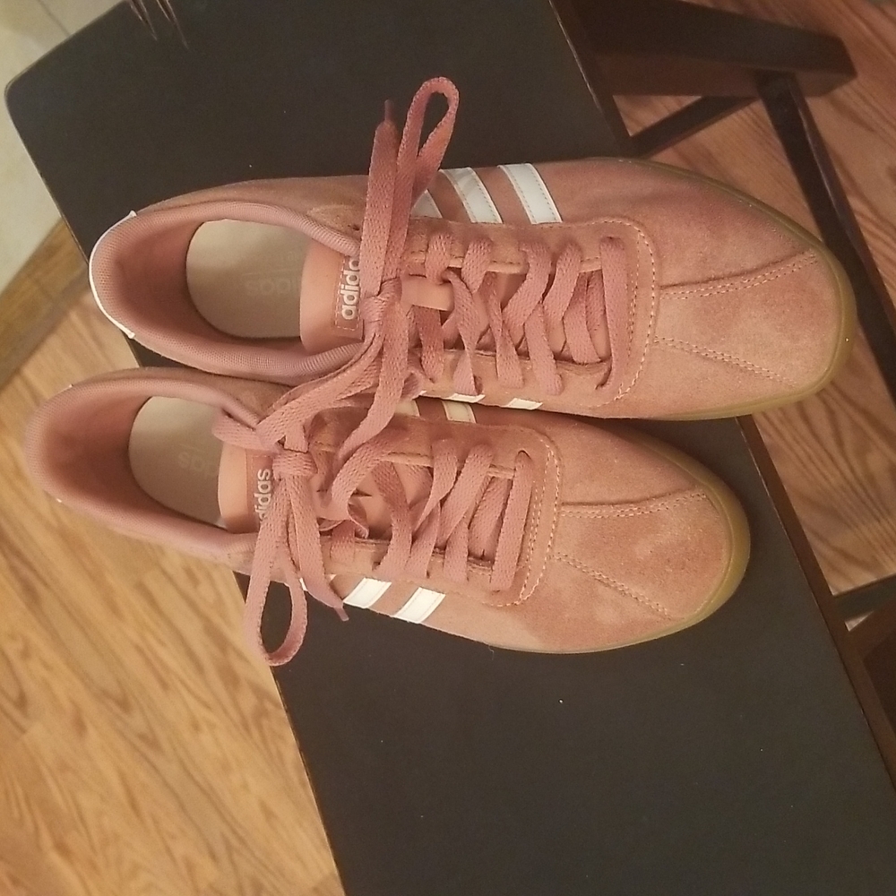 Womens shoes
